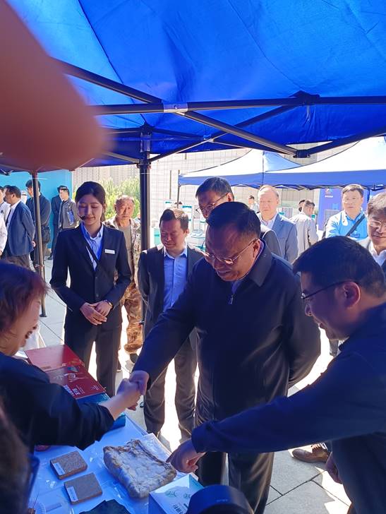 d4b50fefaf76bea5f2b11d3a4564fc0