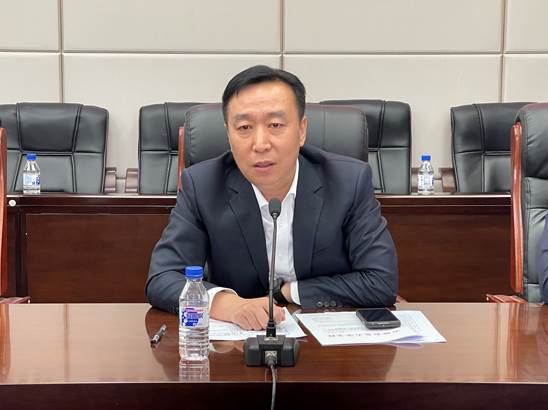 5b0cbf0d0d8f4e70a2ada7c6ebdd1f7